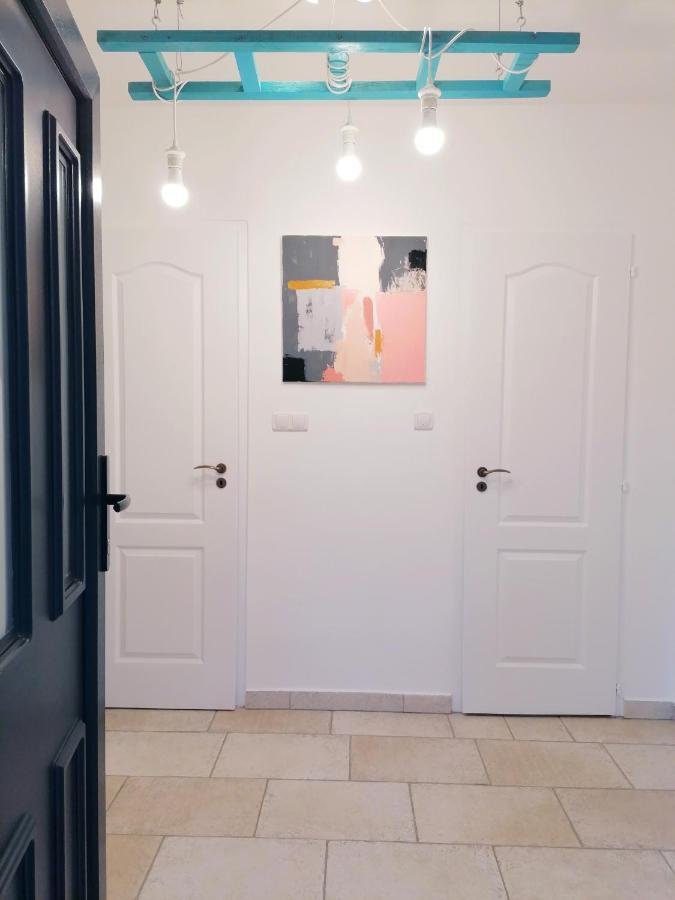 Jaszbereny Boutique Room Экстерьер фото